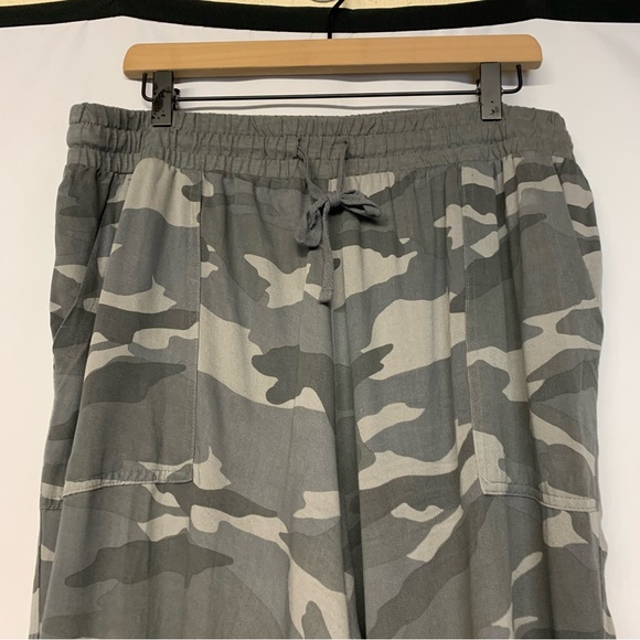 Splendid camouflage print rayon pull on joggers XL - Picture 8 of 12